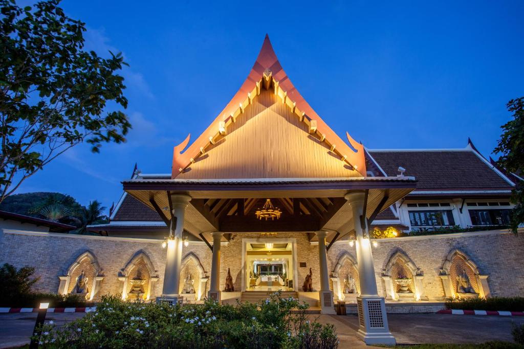 Deevana Patong Resort