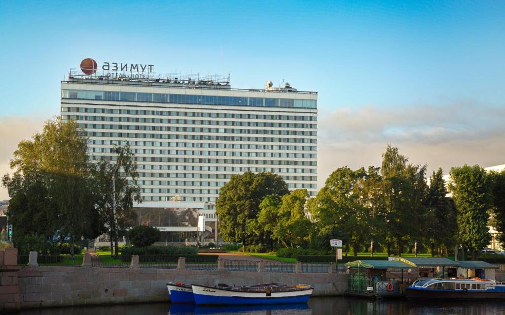 AZIMUT Hotel