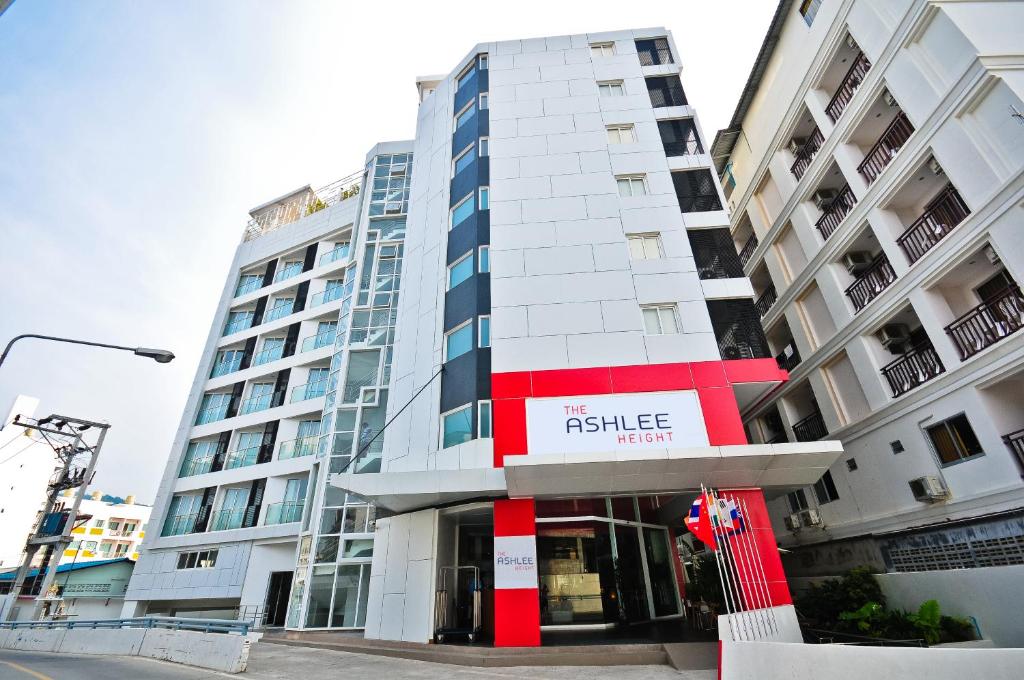 ASHLEE Heights Patong