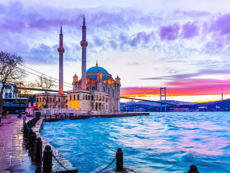 تور استانبول 7 شب اردیبهشت 1404 تور استانبول 7 شب اردیبهشت 1404